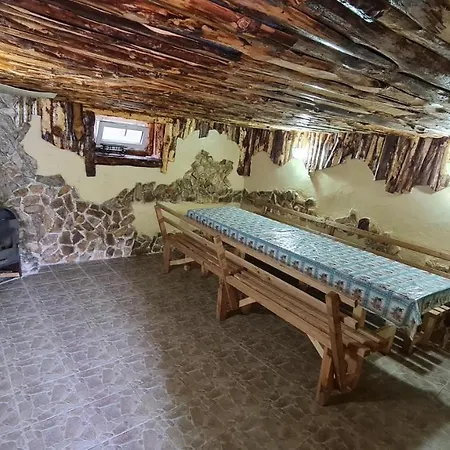 House Of Rei With Hot Tube Holiday home *
