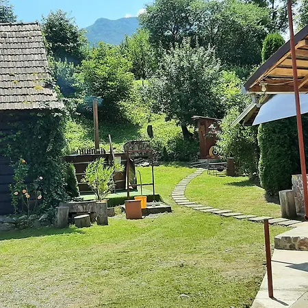 House Of Rei With Hot Tube Holiday home Vidolm